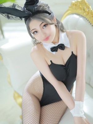 キャスト